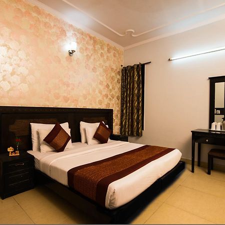 Hotel Sunrise Delhi  Ngoại thất bức ảnh